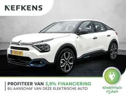 Wit, metallic lak Gebruikt 2022 Citroën e-C4 Feel SUV | € 17.280 (Goede deal)
