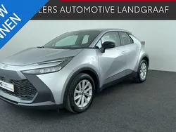 Grijs Gebruikt 2024 Toyota C-HR Active SUV | € 31.750 (Super prijs)