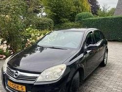 Zwart Gebruikt 2008 Opel Astra Hatchback | € 2.200 (Iets duurder)
