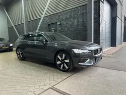 Grijs Gebruikt 2024 Volvo V60 Plus Stationwagen | € 45.900 (Eerlijke prijs)