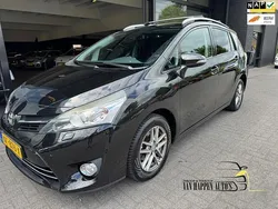 Zwart Gebruikt 2015 Toyota Verso MPV | € 9.899 (Eerlijke prijs)