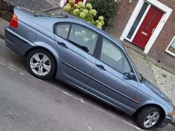 Blauw Gebruikt 1999 BMW 318 Executive Sedan | € 4.000 (Duur)