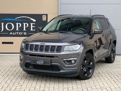 Grijs, metallic lak Gebruikt 2019 Jeep Compass Night Eagle SUV | € 22.950 (Duur)