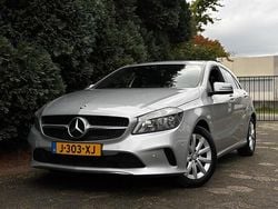 Grijs Gebruikt 2017 Mercedes A180 Prestige Hatchback | € 14.500 (Goede deal)