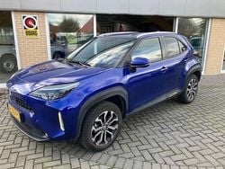 Blauw Gebruikt 2022 Toyota Yaris MPV | € 22.900 (Goede deal)