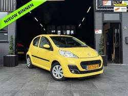 Geel Gebruikt 2012 Peugeot 107 Active Hatchback | € 3.799 (Eerlijke prijs)