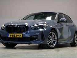 Grijs Gebruikt 2021 BMW 120 M Sport Hatchback | € 24.945 (Eerlijke prijs)