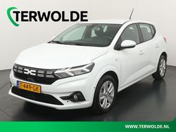 Wit Gebruikt 2023 Dacia Sandero Expression Hatchback | € 16.295 (Goede deal)