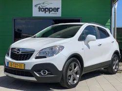 Wit, metallic lak Gebruikt 2014 Opel Mokka Cosmo SUV | € 9.745 (Goede deal)