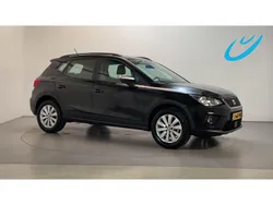 Zwart Gebruikt 2021 Seat Arona CONNECT SUV | € 15.400 (Goede deal)