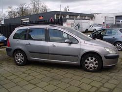 Grijs, metallic lak Gebruikt 2004 Peugeot 307 Stationwagen | € 750 (Goede deal)