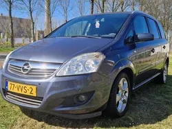 Grijs Gebruikt 2008 Opel Zafira Enjoy MPV | € 1.550 (Super prijs)