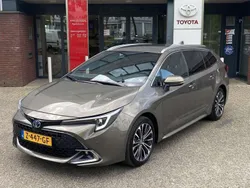Groen Gebruikt 2024 Toyota Corolla Stationwagen | € 31.890 (Duur)