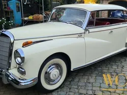 Wit Gebruikt 1960 Mercedes 300 | € 90.000