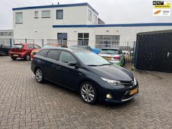 Grijs Gebruikt 2013 Toyota Auris Touring Sports Stationwagen | € 9.450 (Eerlijke prijs)