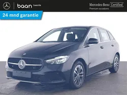 Zwart Gebruikt 2024 Mercedes B250e Luxury MPV | € 38.800