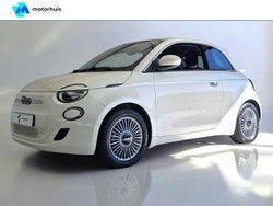 Wit Nieuw 2025 Fiat 500e Hatchback | € 29.245 (Goede deal)