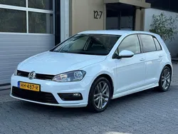 Wit Gebruikt 2015 VW Golf VII R-line Hatchback | € 9.950 (Eerlijke prijs)