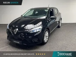 Zwart Gebruikt 2020 Renault Clio V Zen Hatchback | € 12.400 (Eerlijke prijs)