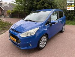 Blauw, metallic lak Gebruikt 2014 Ford B-MAX Titanium MPV | € 6.495 (Goede deal)
