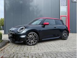 Grijs Gebruikt 2024 Mini Cooper SE Hatchback | € 39.990 (Iets duurder)