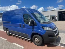 Blauw Gebruikt 2021 Peugeot Boxer Premium Van | € 10.950