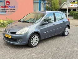 Blauw Gebruikt 2009 Renault Clio II Collection Hatchback | € 4.949 (Duur)