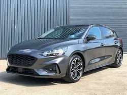 Grijs Gebruikt 2019 Ford Focus ST-Line Sedan | € 21.990 (Duur)