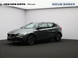 Grijs Gebruikt 2018 Volvo V40 CC Stationwagen | € 21.950 (Duur)