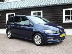 Blauw Gebruikt 2017 VW Touran Comfortline MPV | € 14.950 (Eerlijke prijs)