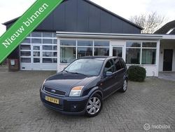 Grijs (metallic) Gebruikt 2007 Ford Fusion MPV | € 1.750 (Eerlijke prijs)