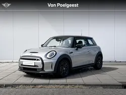 Melting silver iii Gebruikt 2023 Mini Cooper Classic Hatchback | € 20.900 (Super prijs)