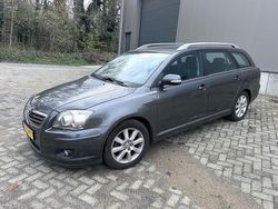 Grijs Gebruikt 2007 Toyota Avensis Luna Stationwagen | € 3.300 (Eerlijke prijs)
