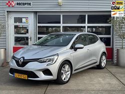 Grijs Gebruikt 2021 Renault Clio V Zen Hatchback | € 12.450 (Eerlijke prijs)