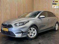 Grijs Gebruikt 2021 Kia Ceed Hatchback | € 16.995 (Eerlijke prijs)