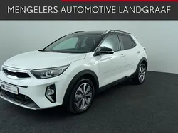Wit Gebruikt 2022 Kia Stonic SUV | € 19.900 (Eerlijke prijs)
