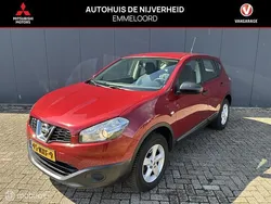 Rood Gebruikt 2010 Nissan Qashqai Visia SUV | € 6.950 (Eerlijke prijs)