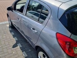 Grijs Gebruikt 2009 Opel Corsa Enjoy MPV | € 3.500 (Eerlijke prijs)