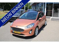 Oranje Gebruikt 2017 Ford Fiesta Premium Hatchback | € 13.950 (Eerlijke prijs)