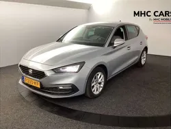 Zilver Gebruikt 2022 Seat Leon Business Hatchback | € 17.700 (Goede deal)
