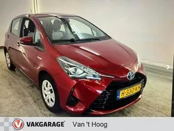 Rood Gebruikt 2020 Toyota Yaris Active Hatchback | € 13.244