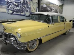 Geel Gebruikt 1955 Cadillac Deville Sedan | € 45.000