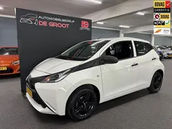 Wit Gebruikt 2016 Toyota Aygo Hatchback | € 8.250 (Eerlijke prijs)