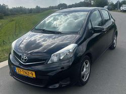 Zwart Gebruikt 2012 Toyota Yaris MPV | € 8.500