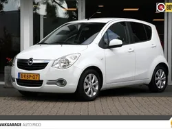 Wit Gebruikt 2013 Opel Agila Edition Hatchback | € 7.845 (Duur)
