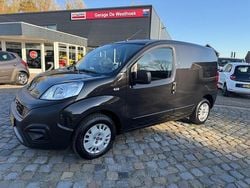 Zwart (metallic) Gebruikt 2019 Fiat Fiorino Van | € 9.950 (Eerlijke prijs)
