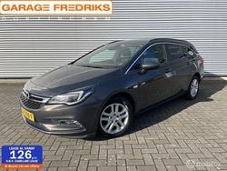 Grijs Gebruikt 2016 Opel Astra Business Stationwagen | € 7.635 (Goede deal)