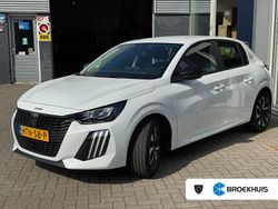 Wit Nieuw 2025 Peugeot 208 Style Hatchback | € 24.895 (Eerlijke prijs)