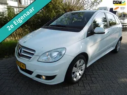Wit Gebruikt 2009 Mercedes B180 MPV | € 2.495
