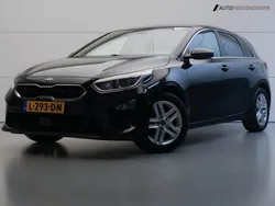 Zwart Gebruikt 2021 Kia Ceed Hatchback | € 12.945 (Eerlijke prijs)